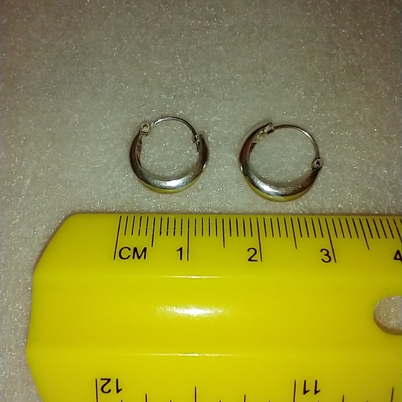 Baby hoop earrings - Picture 3 of 4